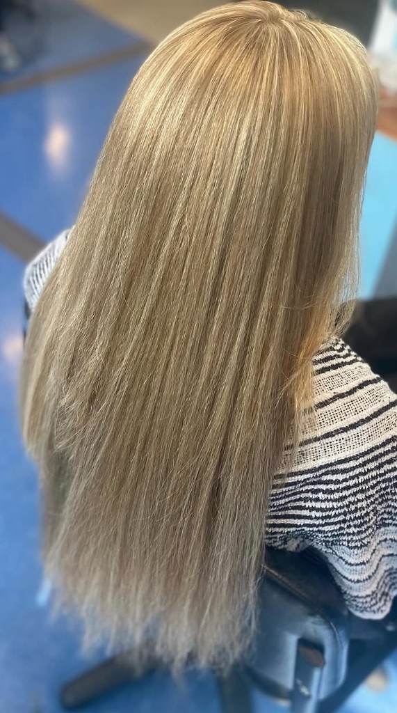Long dimensional blonde hair